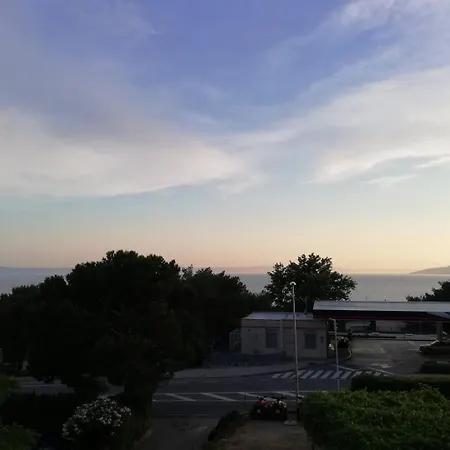 Ivo Lägenhet Makarska